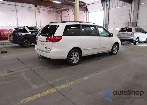 2004 Toyota Sienna Le z USA, uszkodzony, nr VIN 5TDBA23C04S026558